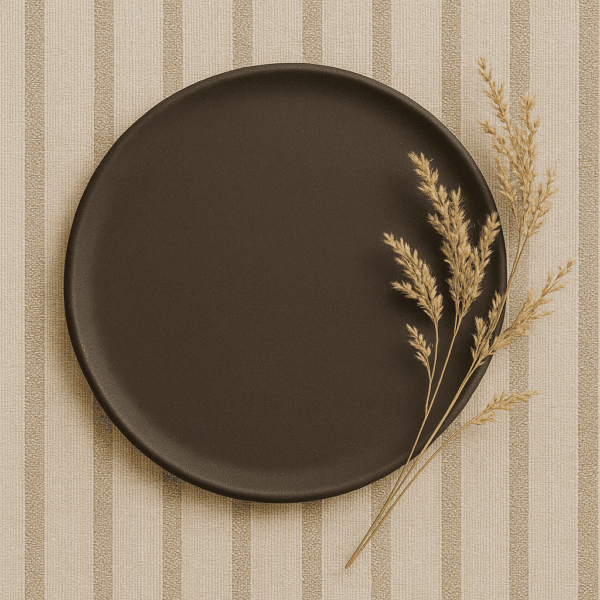 Κεραμικό πιάτο ίσιο κλασικό Notte σε ματ σκούρο καφέ, σε τρεις διαστάσεις